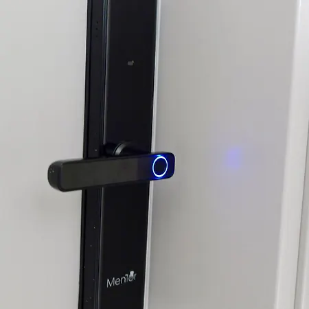 Kliton Lux شقة *