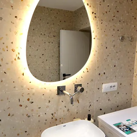 Kliton Lux * ساراندا